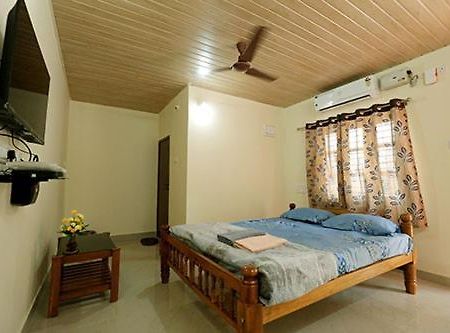 The Little Prince - Mangalore Beach Homestay Bagian luar foto